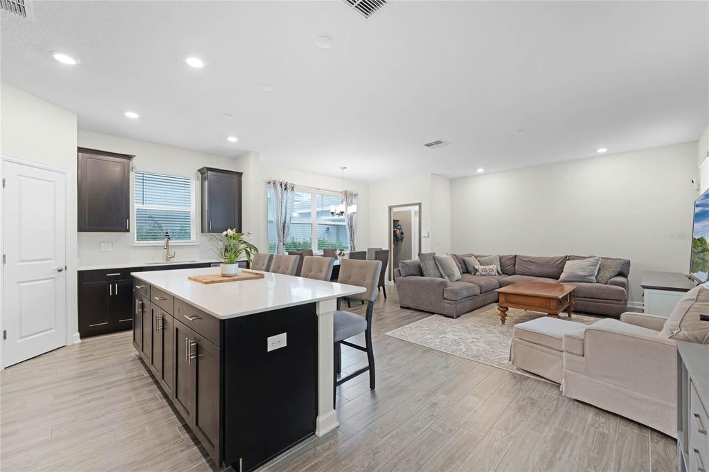 Photo of 12128 Illustration Drive, Orlando, FL 32832 (MLS # S5150024)