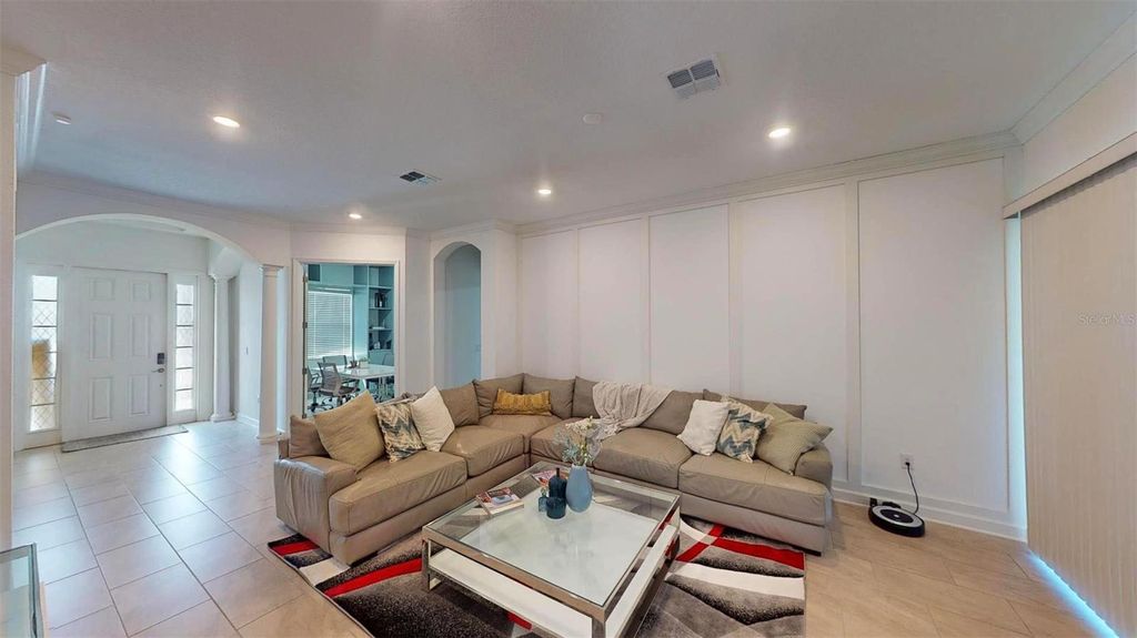 Photo of 8851 Fallen Oak Drive, Davenport, FL 33896 (MLS # O6360569)