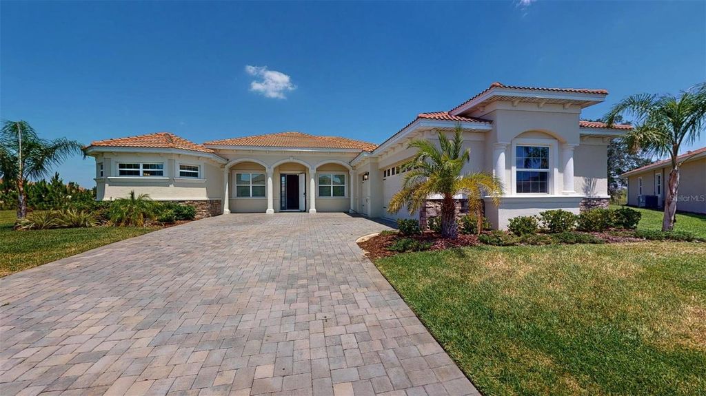 Photo of 8851 Fallen Oak Drive, Davenport, FL 33896 (MLS # O6360569)