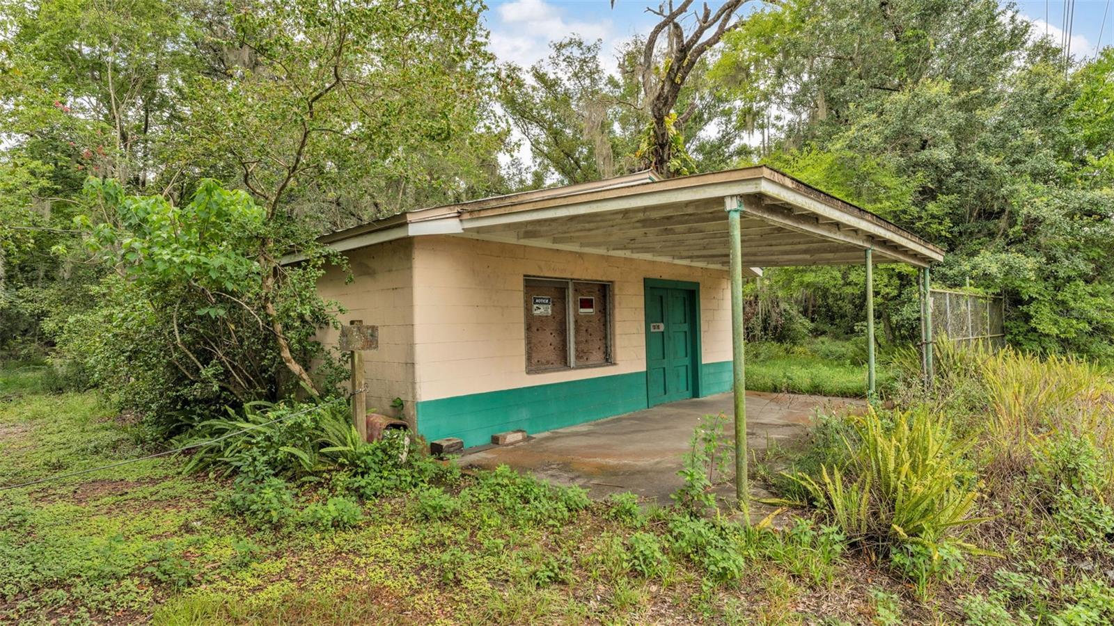 4035 K VILLE AVENUE
