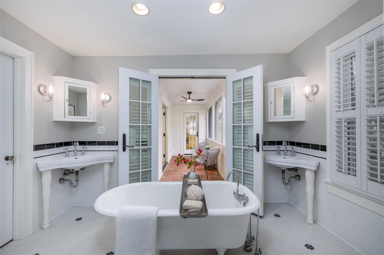 SNELL & HAMLETTS NORTH SHORE ADD - Residential