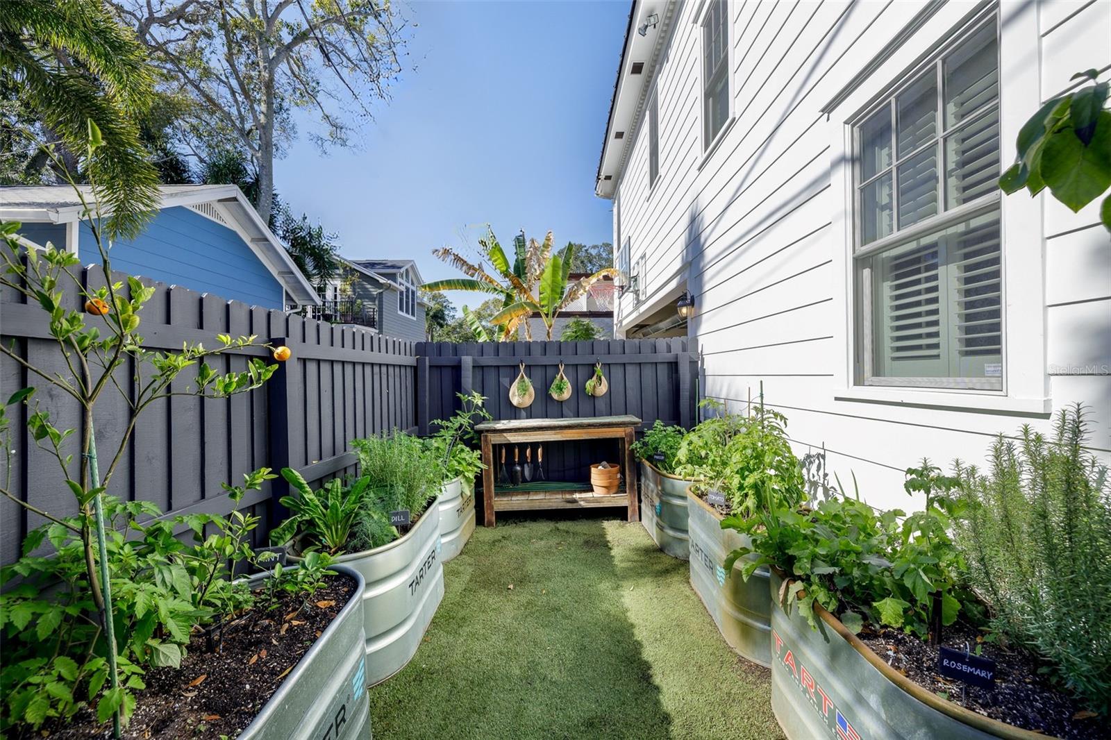 SNELL & HAMLETTS NORTH SHORE ADD - Residential