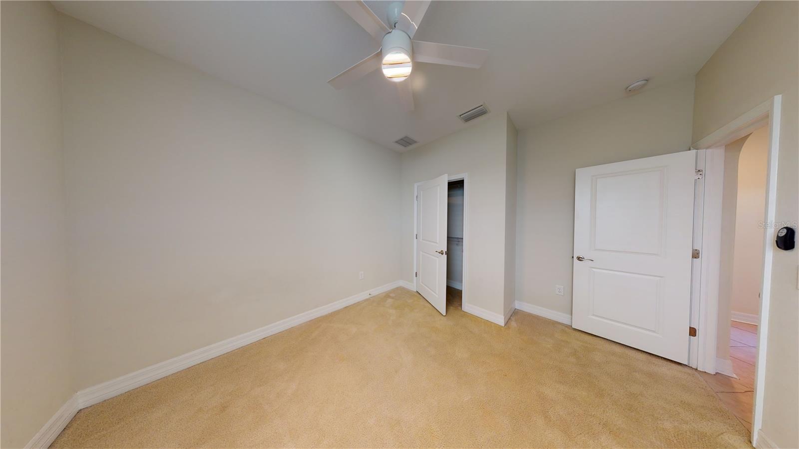 SEVEN OAKS PCLS C-1A & C-1B - Residential Lease