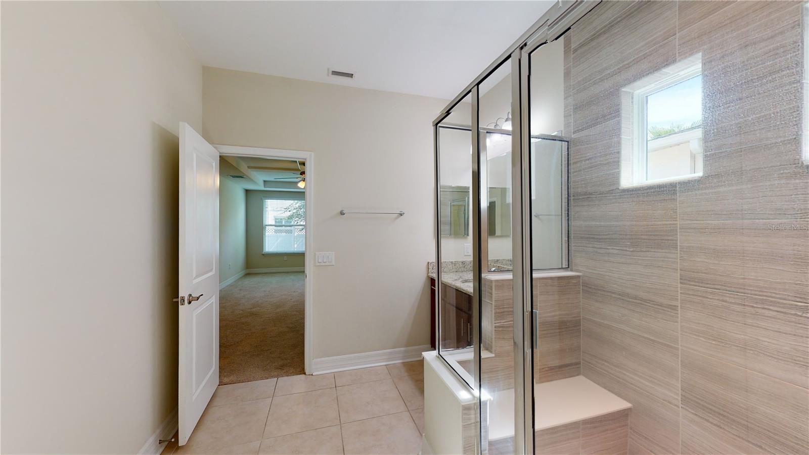 SEVEN OAKS PCLS C-1A & C-1B - Residential Lease