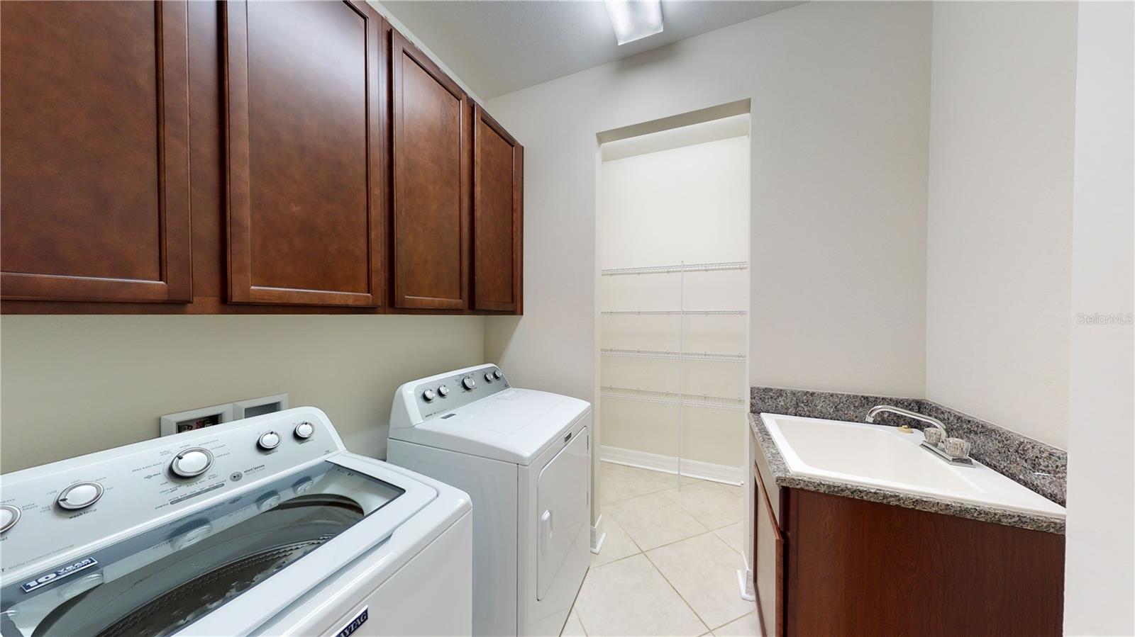 SEVEN OAKS PCLS C-1A & C-1B - Residential Lease