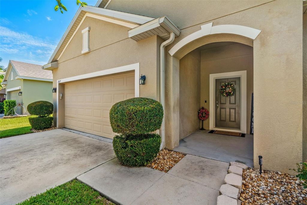 Photo of 2617 Limerick Circle, Grand Island, FL 32735 (MLS # G5099877)