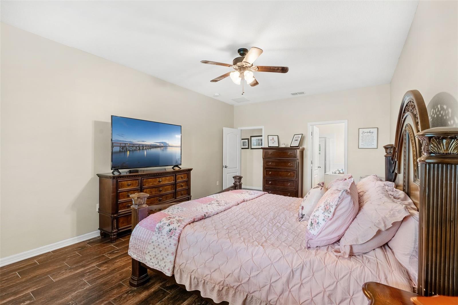 GRAND ISLAND RESERVE - Residential