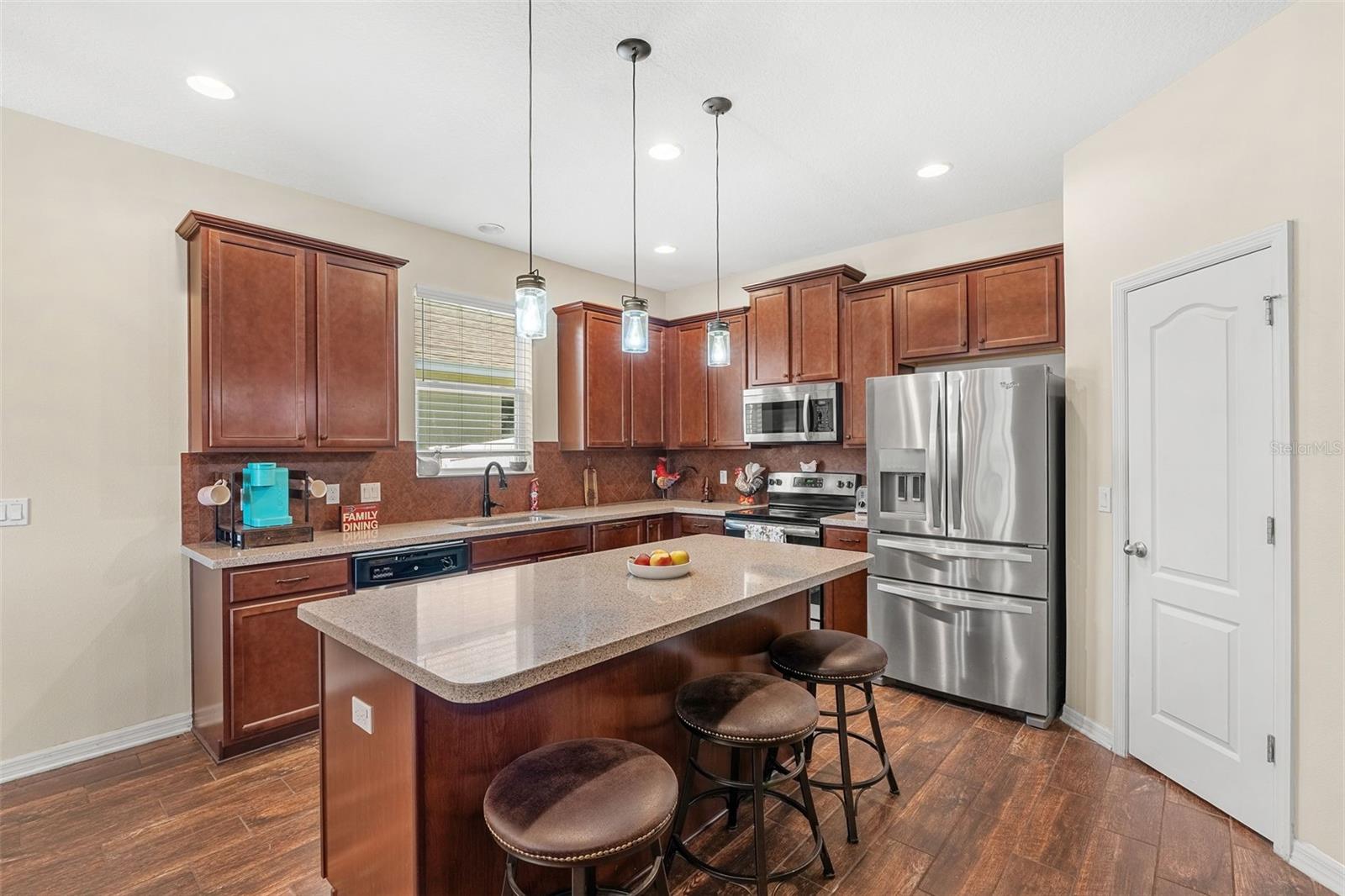 GRAND ISLAND RESERVE - Residential