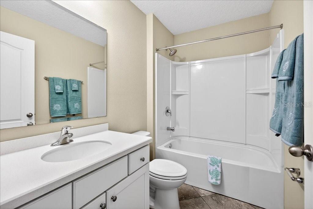 110 N COOPERS HAWK COURT