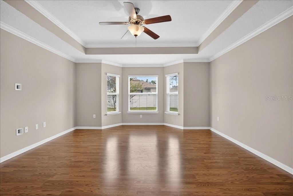 110 N COOPERS HAWK COURT