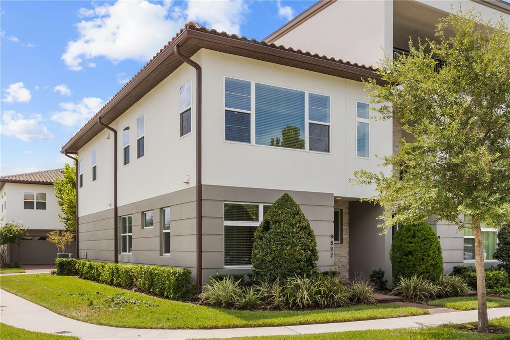 Photo of 9892 Bucklow Hill Drive, Orlando, FL 32832 (MLS # O6436840)