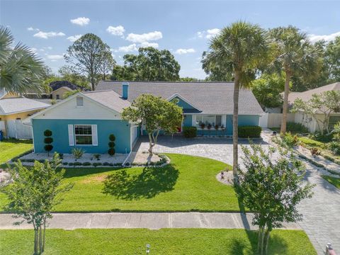Photo of 16605 Round Oak Drive, Tampa, FL 33618 (MLS # TB8379836)