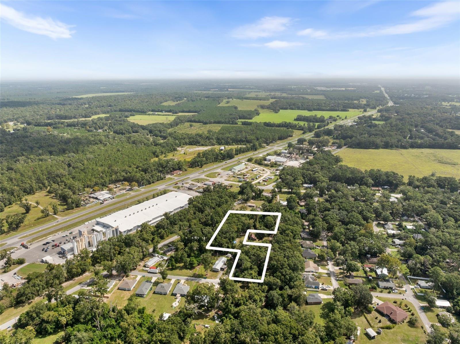 GONDOLA GARDENS - Land