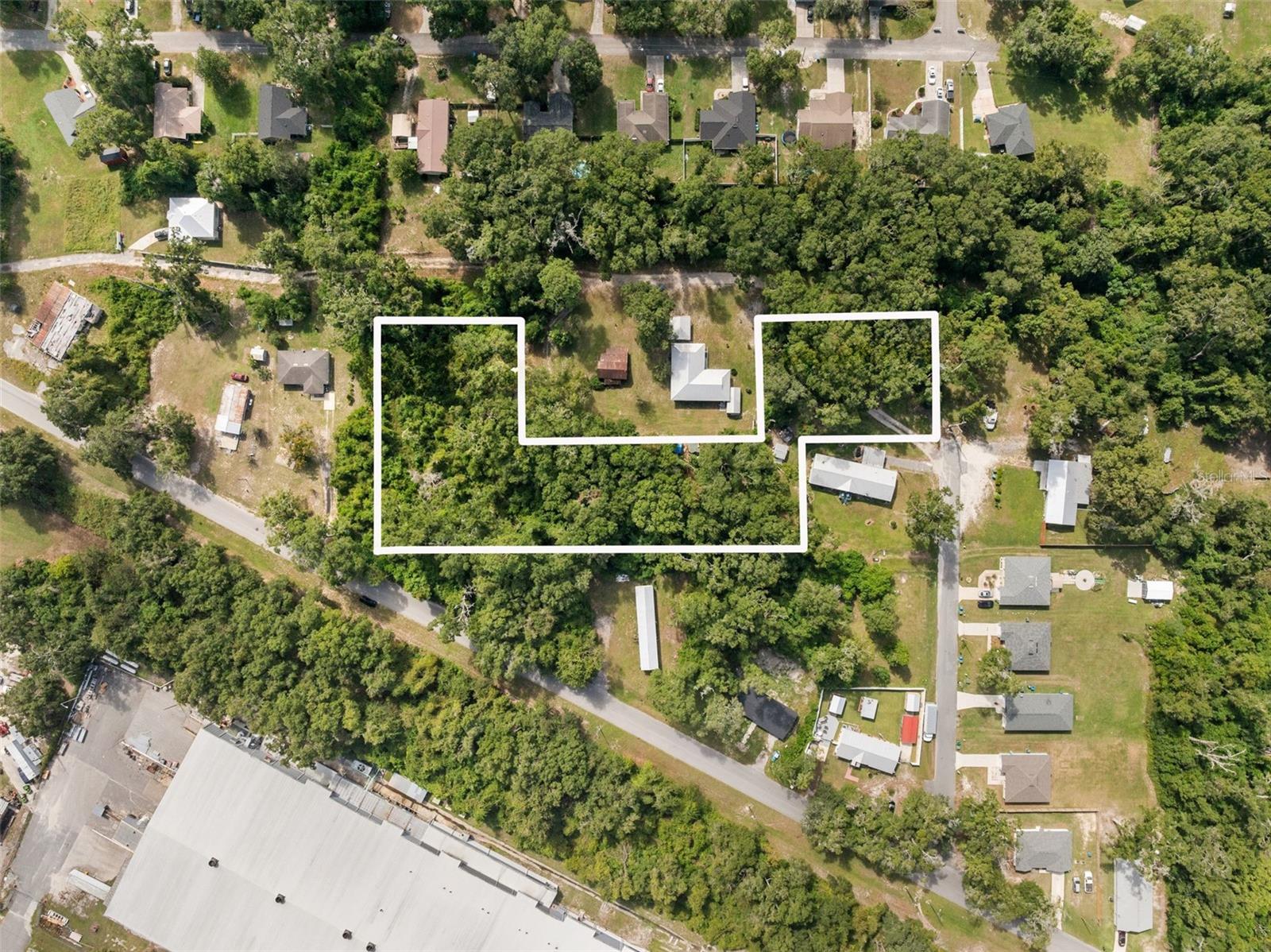 GONDOLA GARDENS - Land