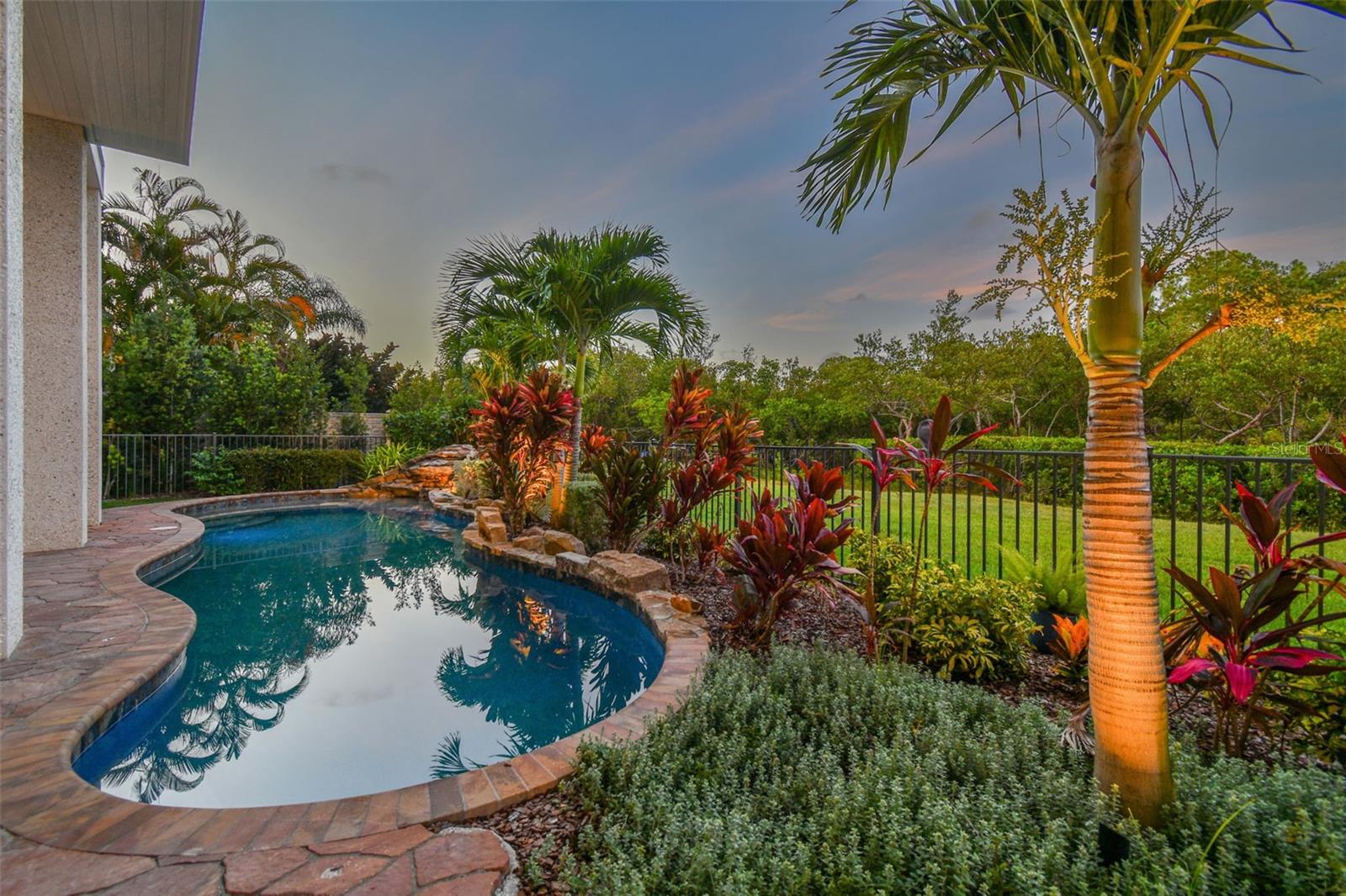 POINT SEASIDE PH 2 - Residential