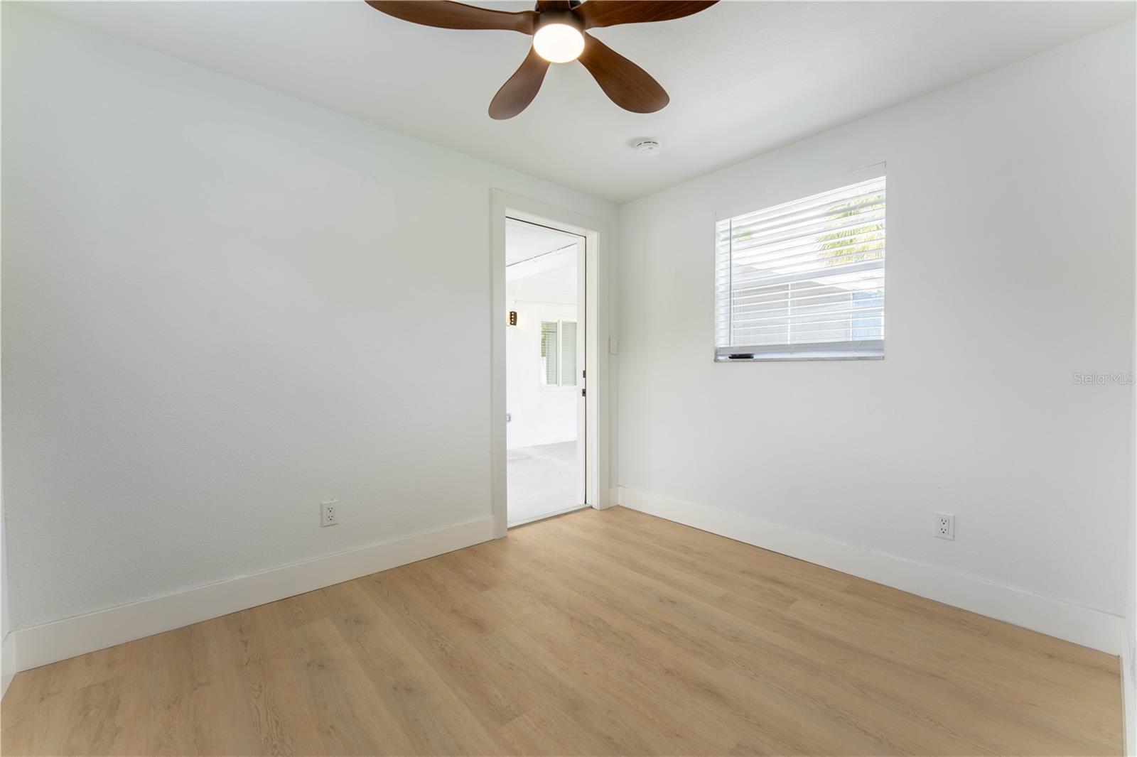 SHORE ACRES OVERLOOK SEC - Residential Lease