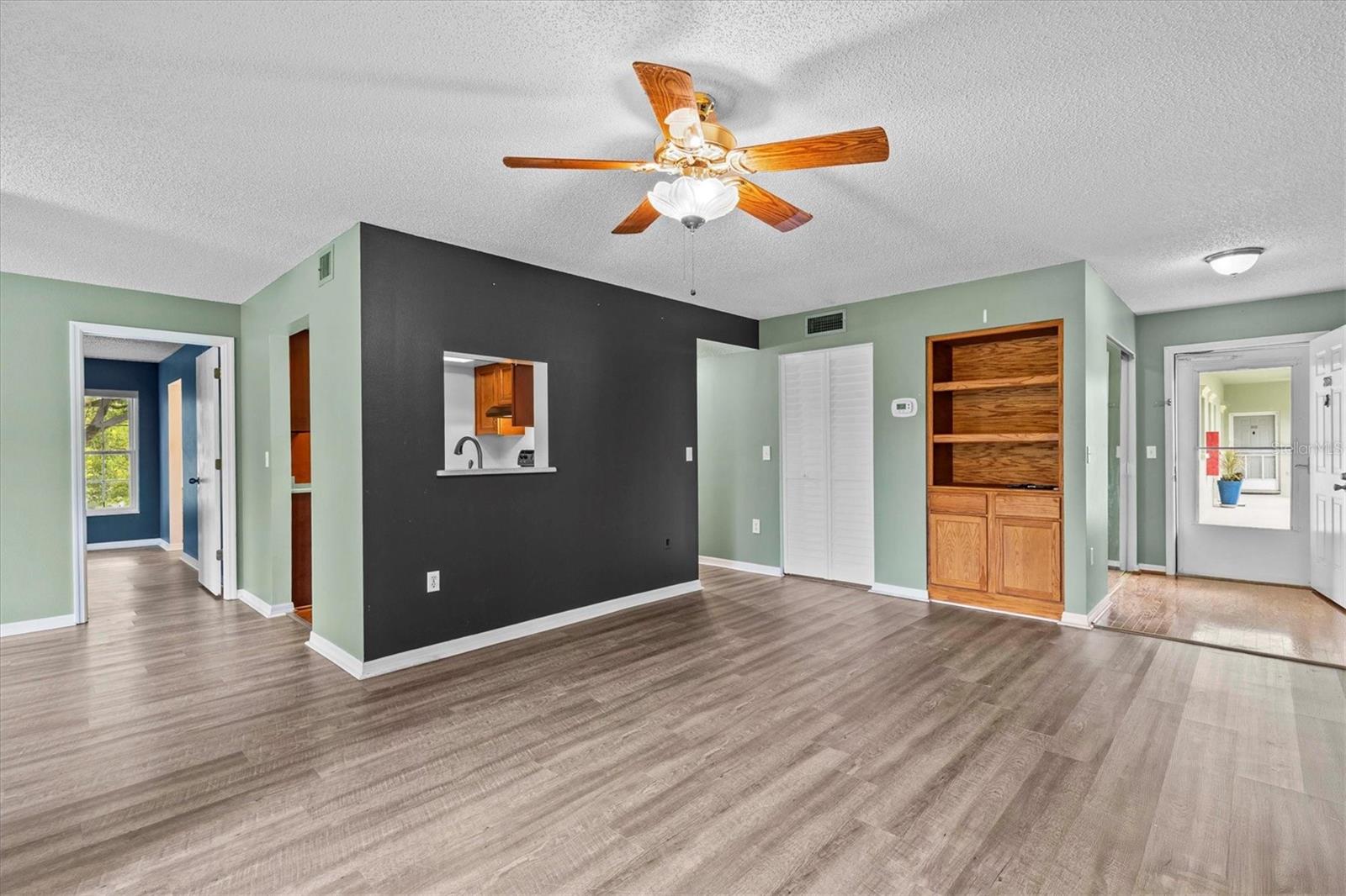 330 PROMENADE DRIVE 205