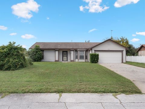 Photo of 2900 Flynn Street, Deltona, FL 32738 (MLS # O6349409)