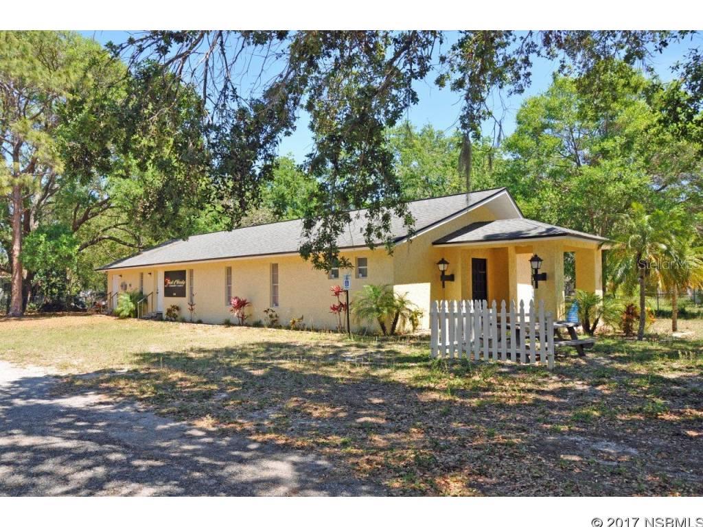 Hamiltons Add - Commercial Sale