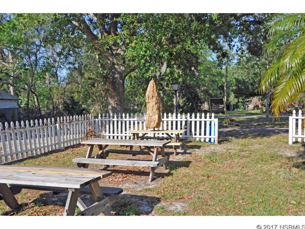 Hamiltons Add - Commercial Sale