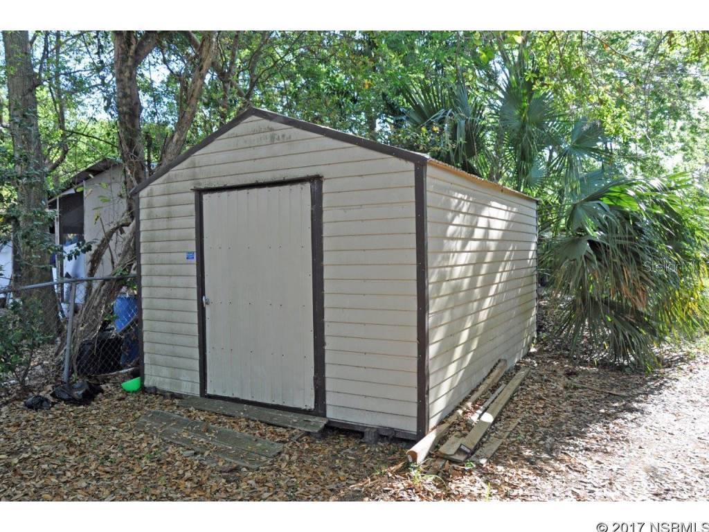 Hamiltons Add - Commercial Sale