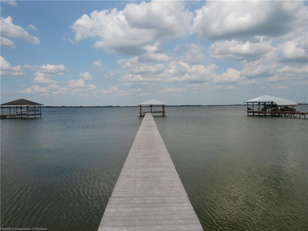 WOEPPEL LANDING - Residential