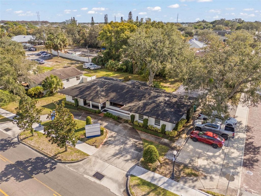 Photo of 600 E Tarpon Avenue, Tarpon Springs, FL 34689 (MLS # W7883120)