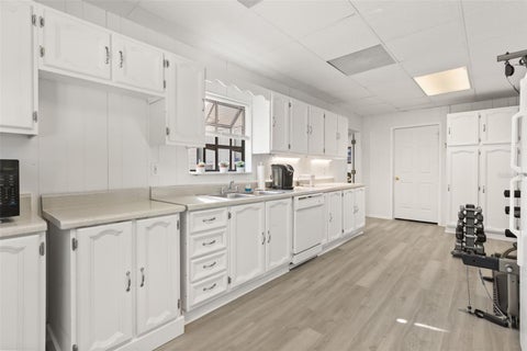 Tiny photo for 305 N Sinclair Avenue, Tavares, FL 32778 (MLS # G5118144)