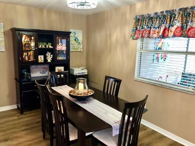 2552 MARIEL WAY