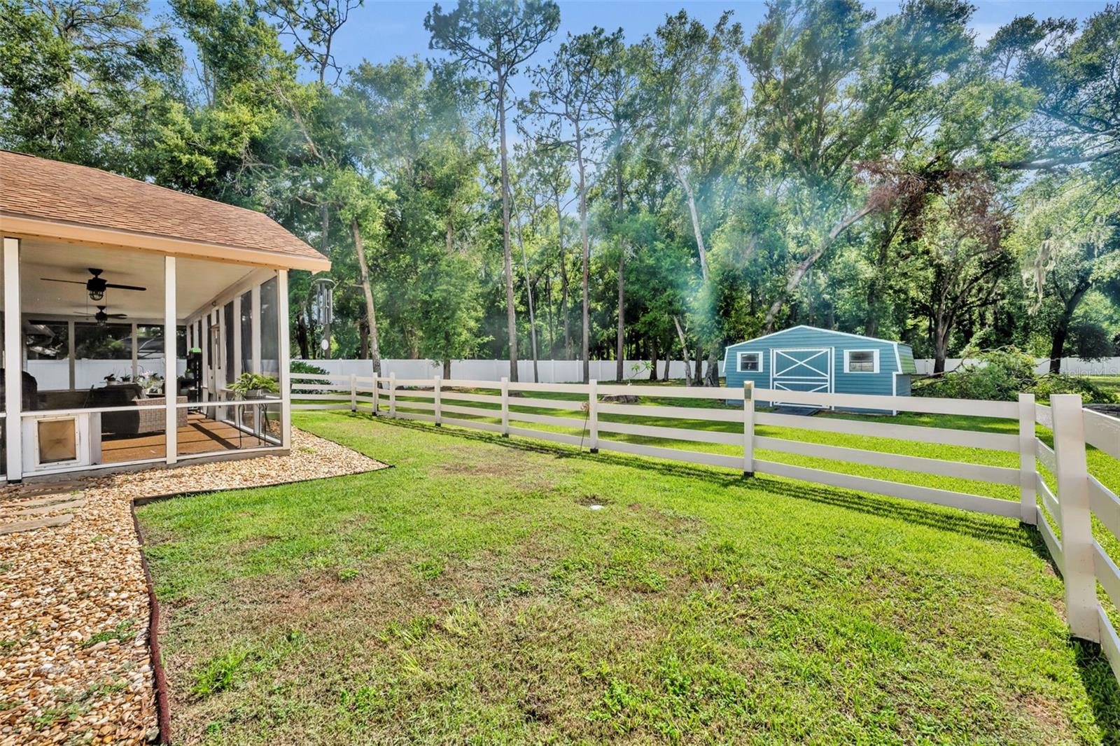 ROSS LAKE SHORES - Residential