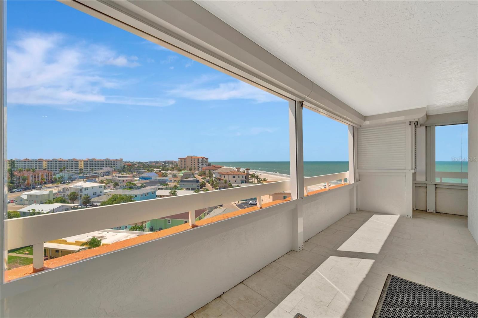 REDINGTON TOWERS 1 CONDO - Residential