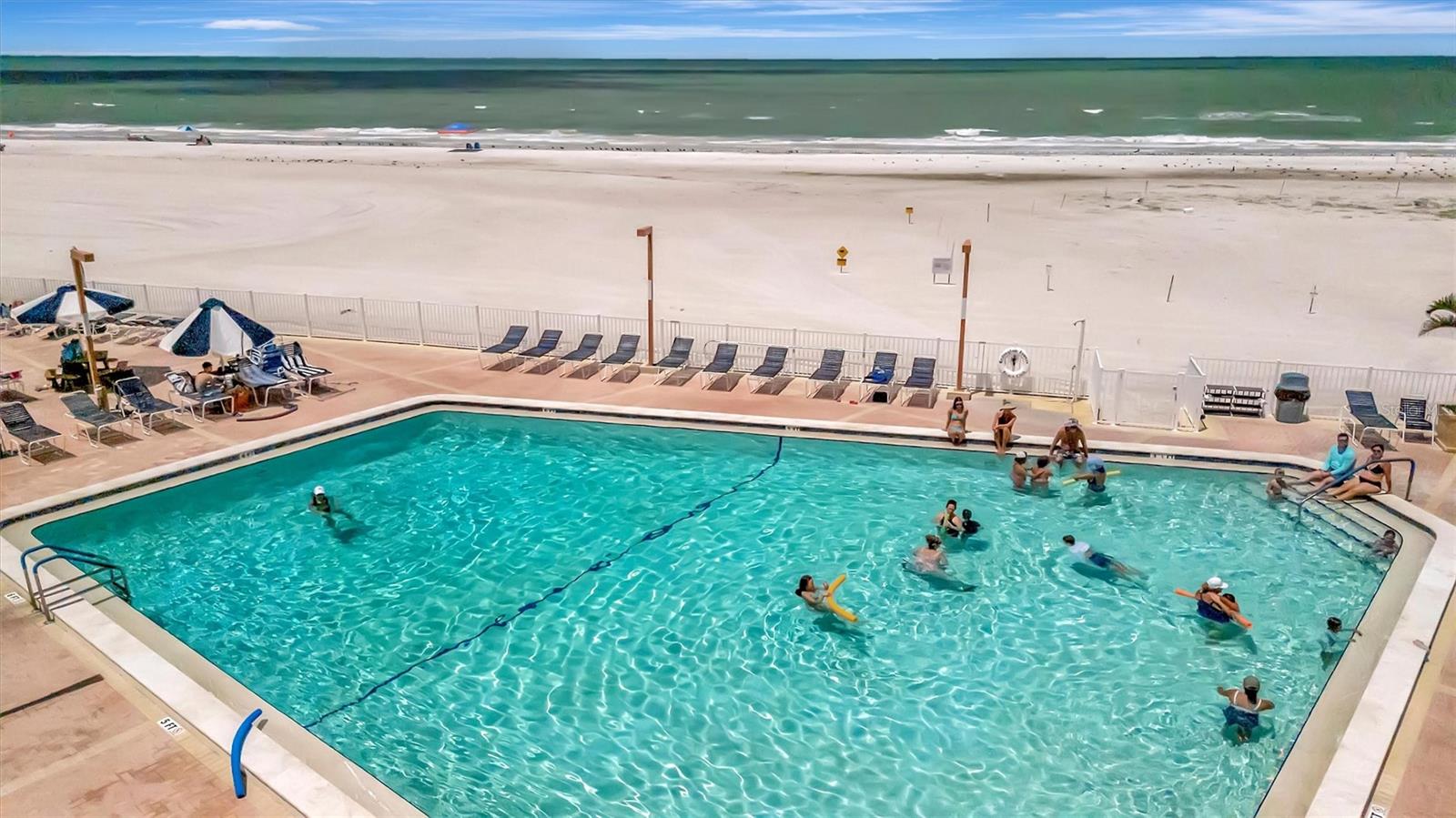 REDINGTON TOWERS 1 CONDO - Residential