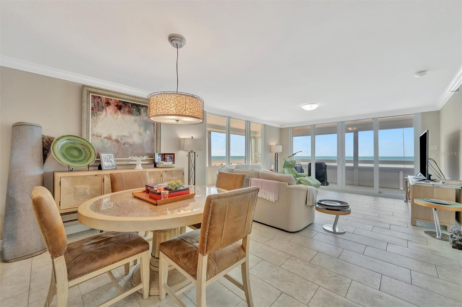 REDINGTON TOWERS 1 CONDO - Residential