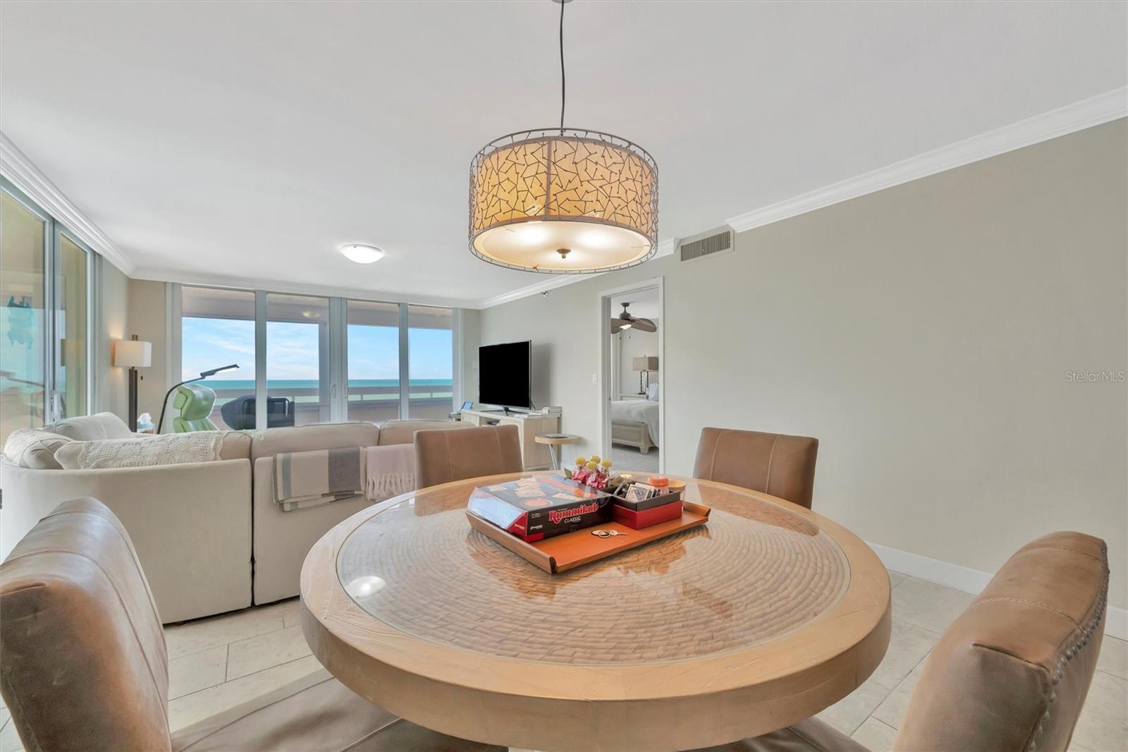 REDINGTON TOWERS 1 CONDO - Residential