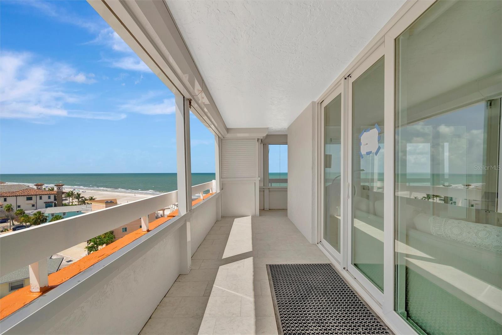 REDINGTON TOWERS 1 CONDO - Residential