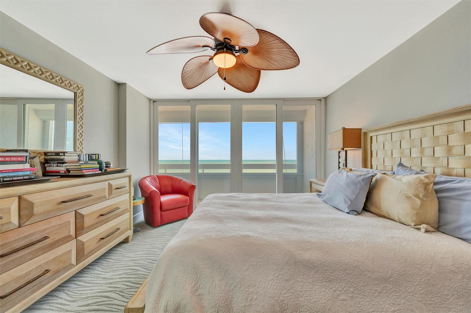 REDINGTON TOWERS 1 CONDO - Residential