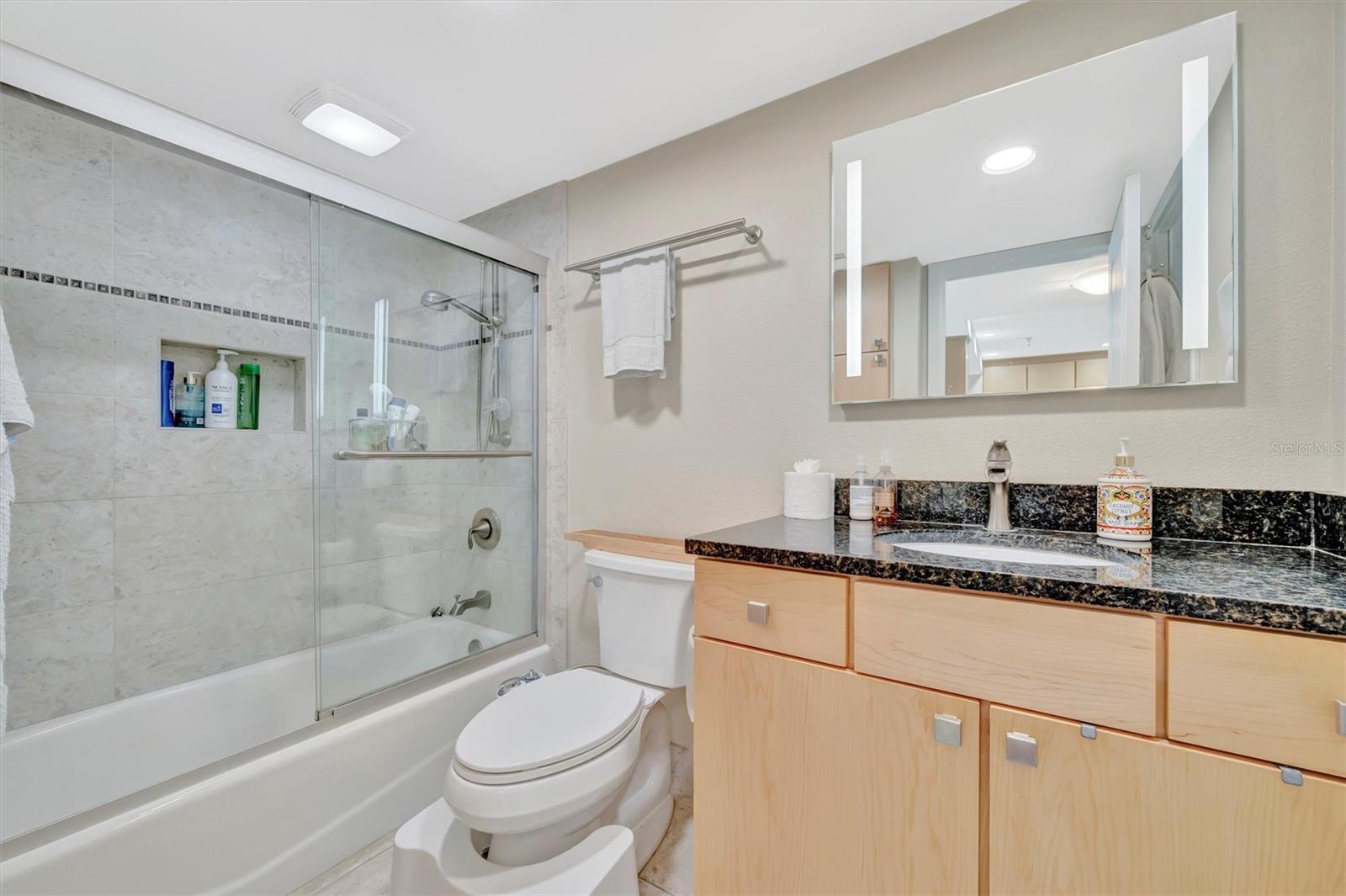 REDINGTON TOWERS 1 CONDO - Residential