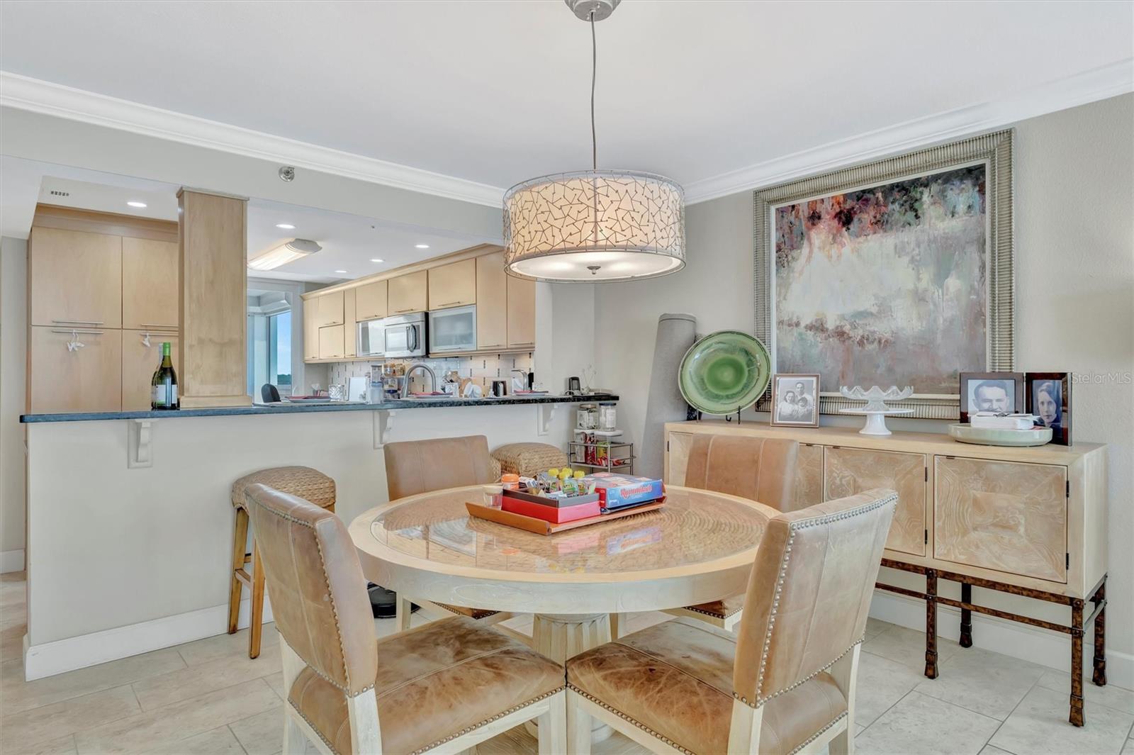 REDINGTON TOWERS 1 CONDO - Residential