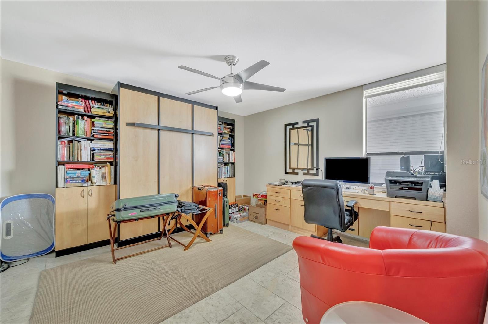 REDINGTON TOWERS 1 CONDO - Residential