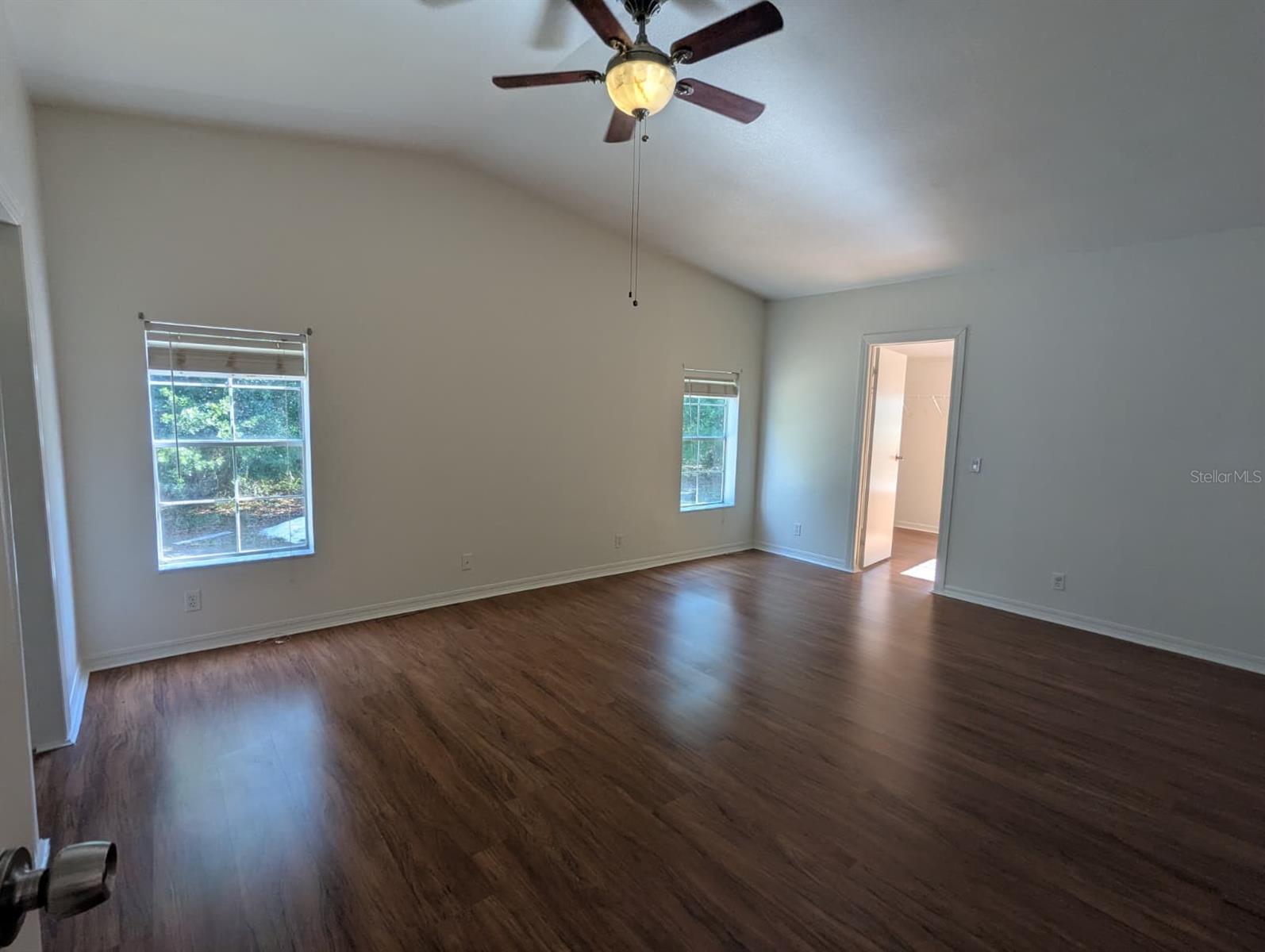 ACREAGE - Residential Lease