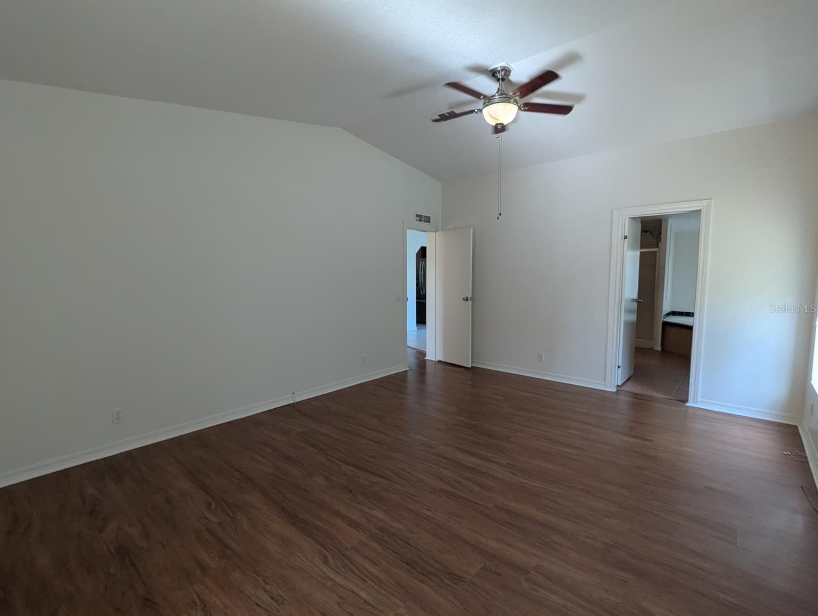 ACREAGE - Residential Lease