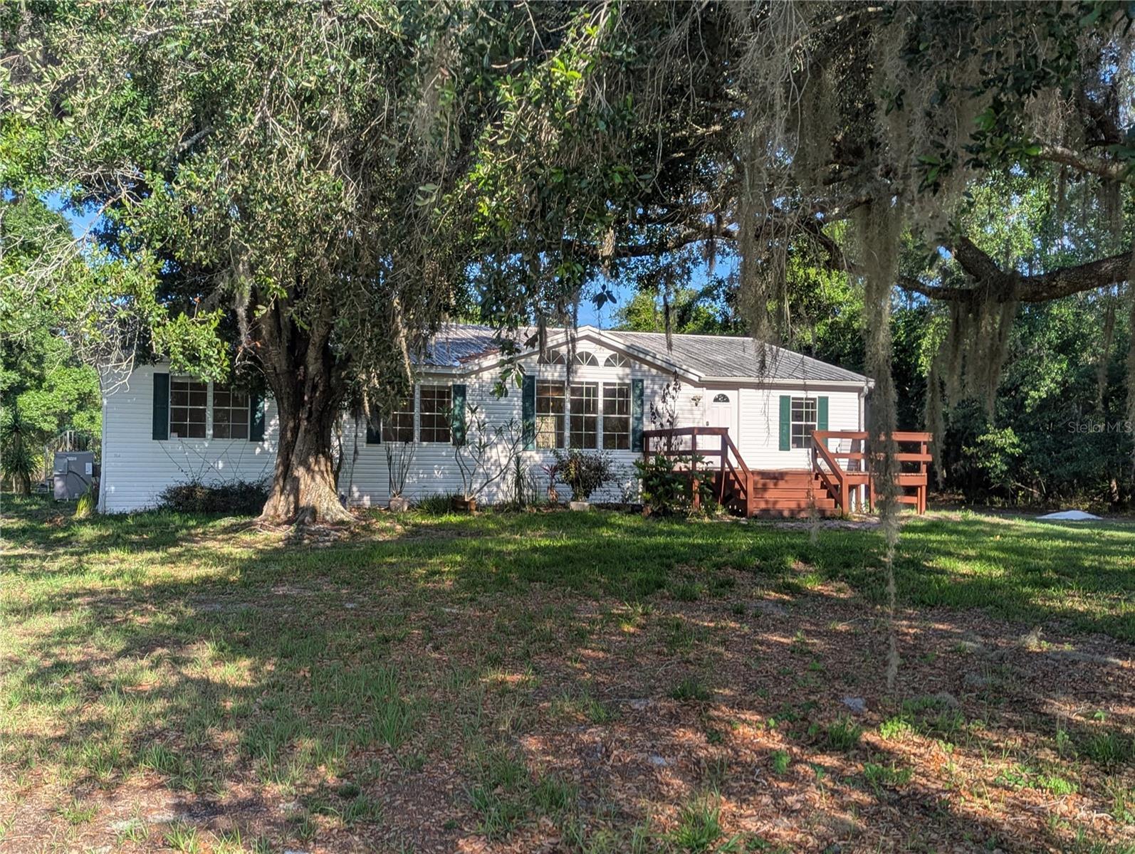 ACREAGE - Residential Lease