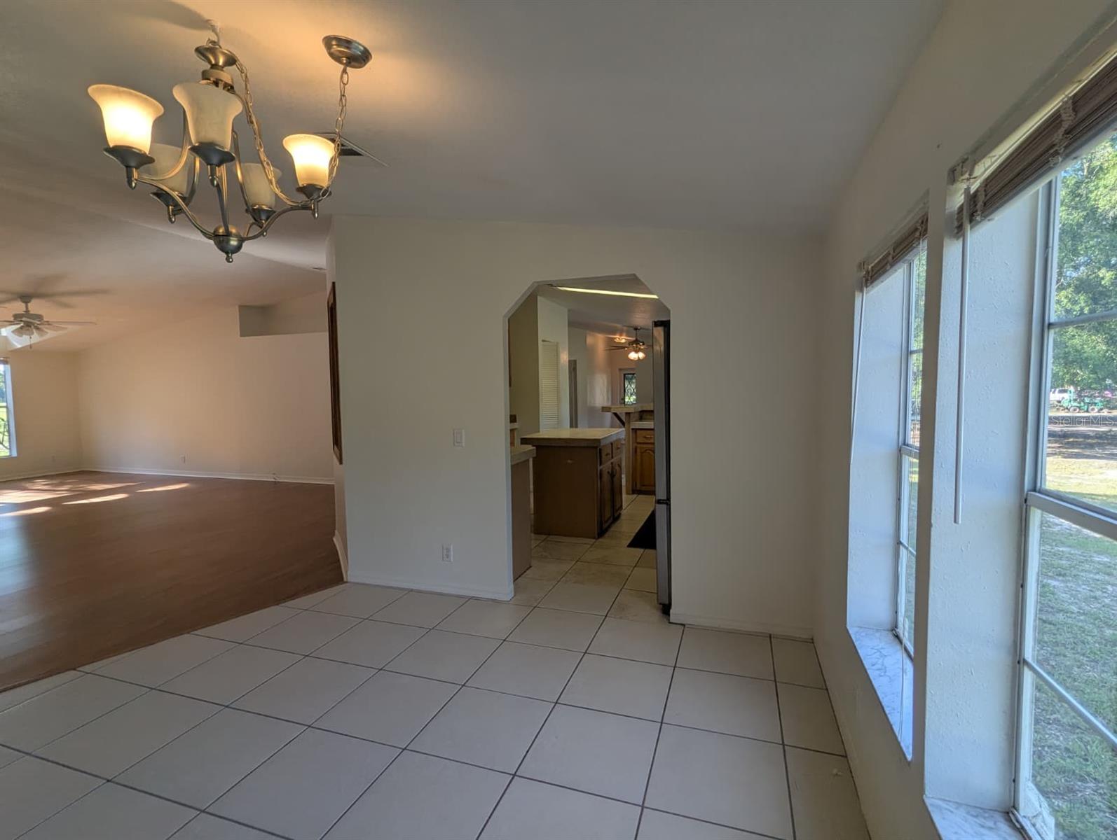 ACREAGE - Residential Lease