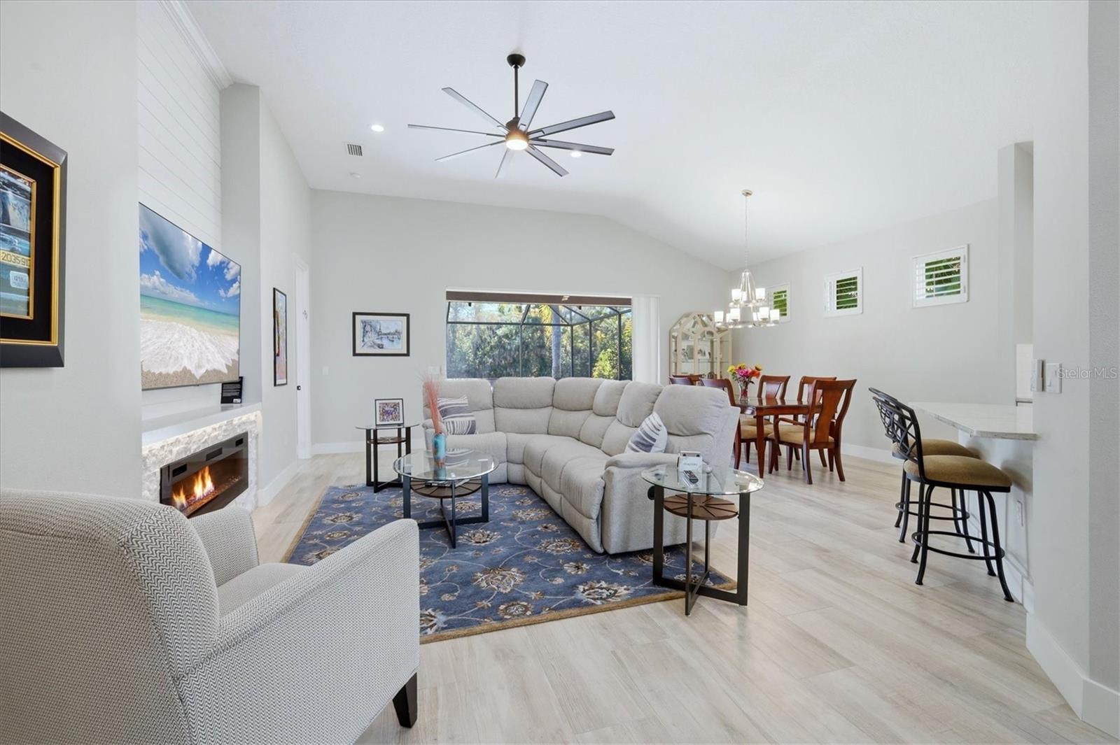 LAKEWOOD RANCH COUNTRY CLUB - Residential