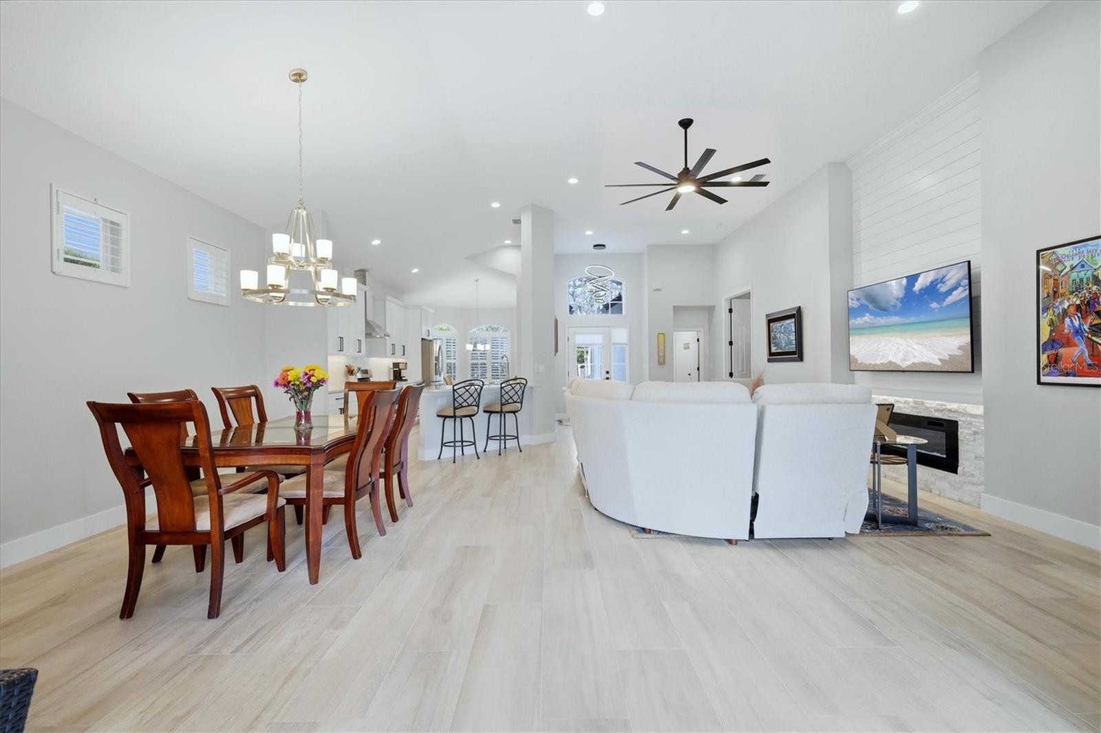 LAKEWOOD RANCH COUNTRY CLUB - Residential