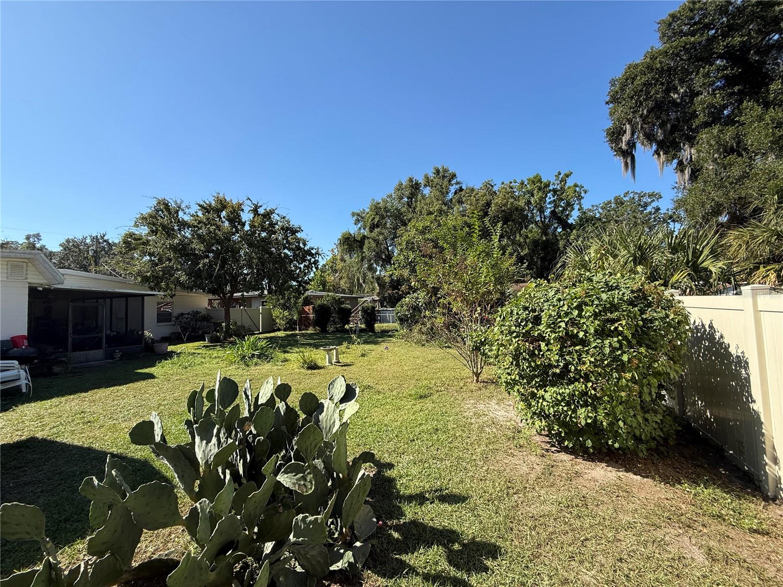 LEESBURG SUNSET TERRACE - Residential