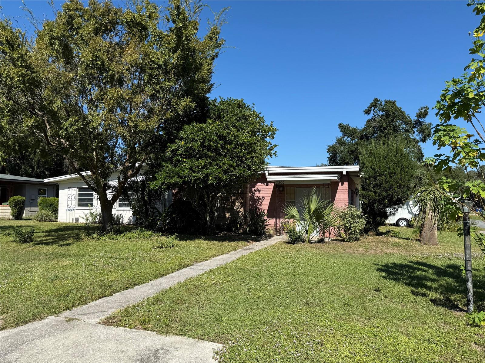 LEESBURG SUNSET TERRACE - Residential