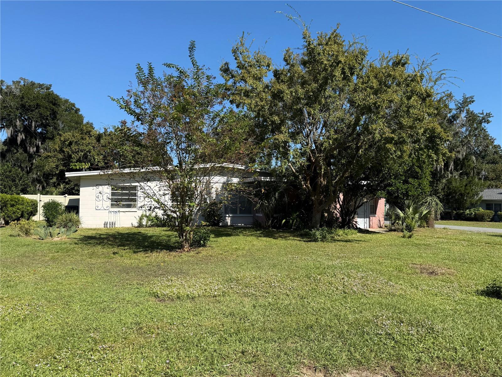 LEESBURG SUNSET TERRACE - Residential