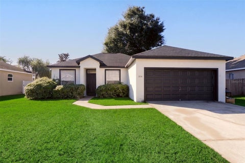 Photo of 304 Ryans Ridge Avenue, Eustis, FL 32726 (MLS # O6452767)