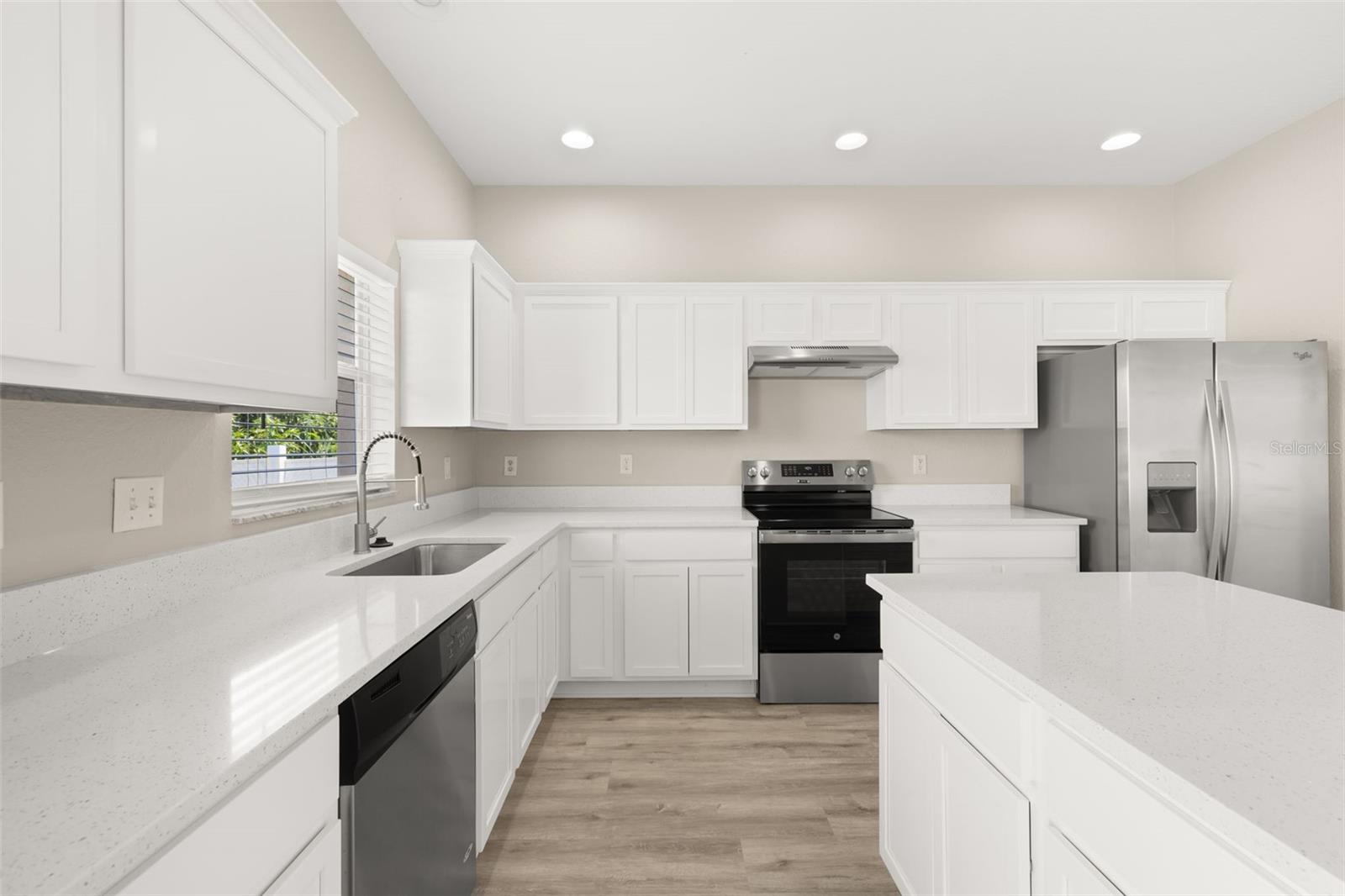 BRENTON MANOR - Residential